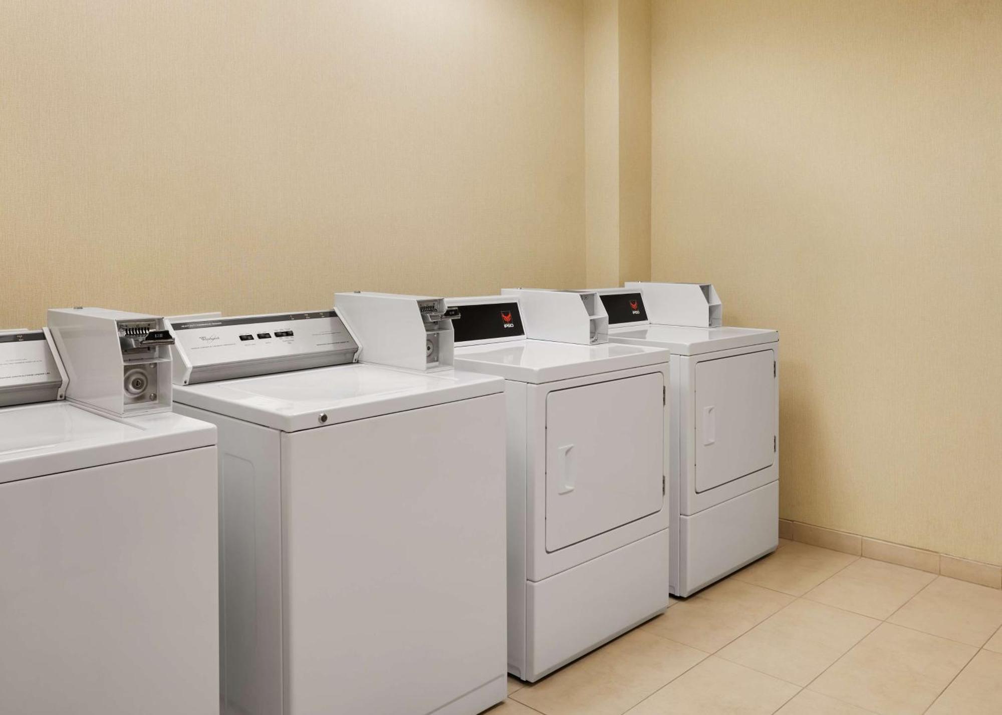 Hilton Garden Inn Dallas ריצרדסון מראה חיצוני תמונה